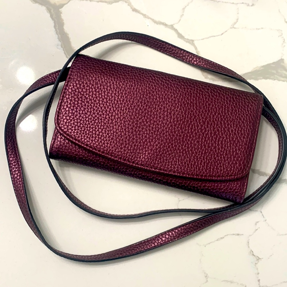 a new day clutch - EUC